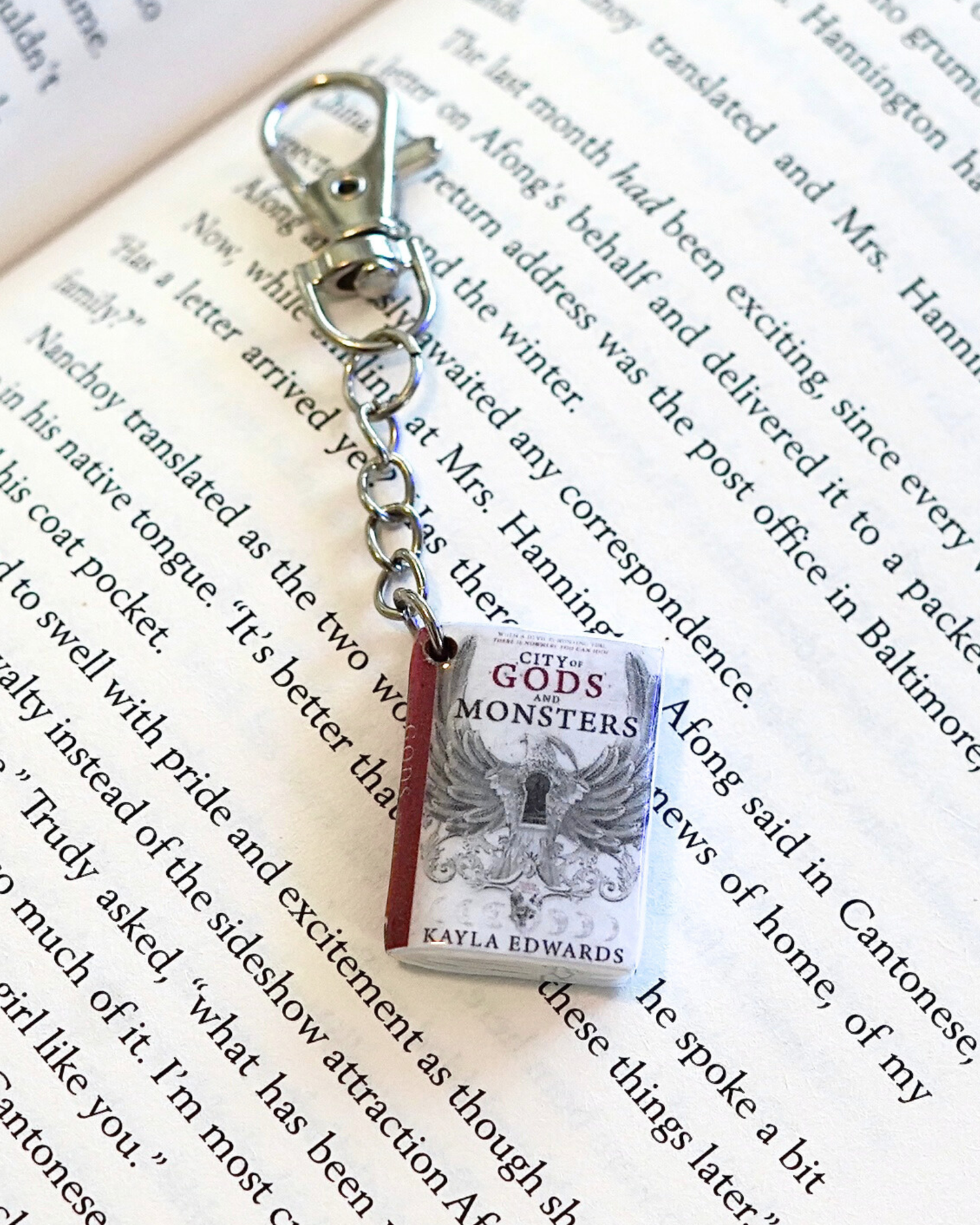 Romantasy Book Keychains