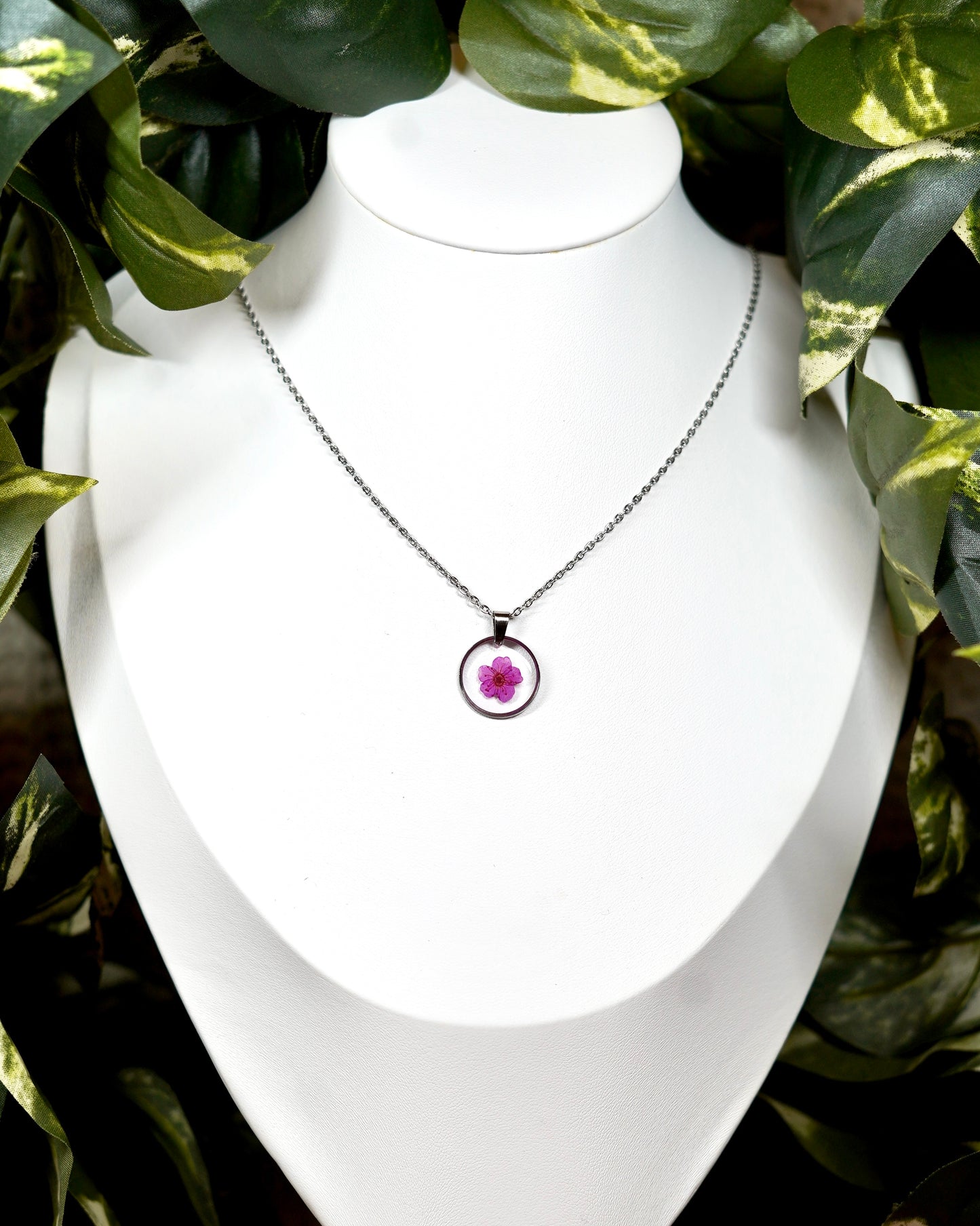 Dainty Hot Pink Single Flower Circle Necklace
