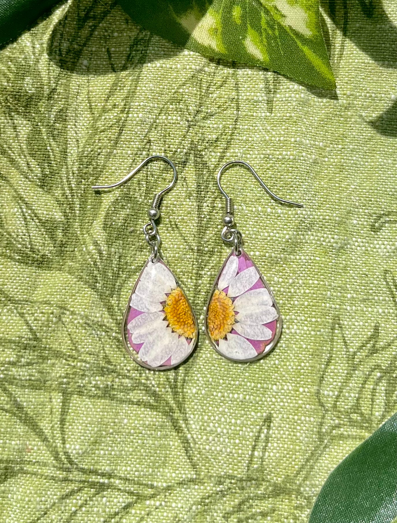 White Daisy and Pink Zennia Wildflower Teardrop Earrings
