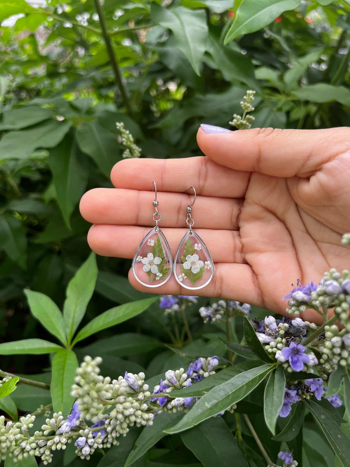 ‘Sincerely White’ Botanical Flower Teardrop Dangle Earring