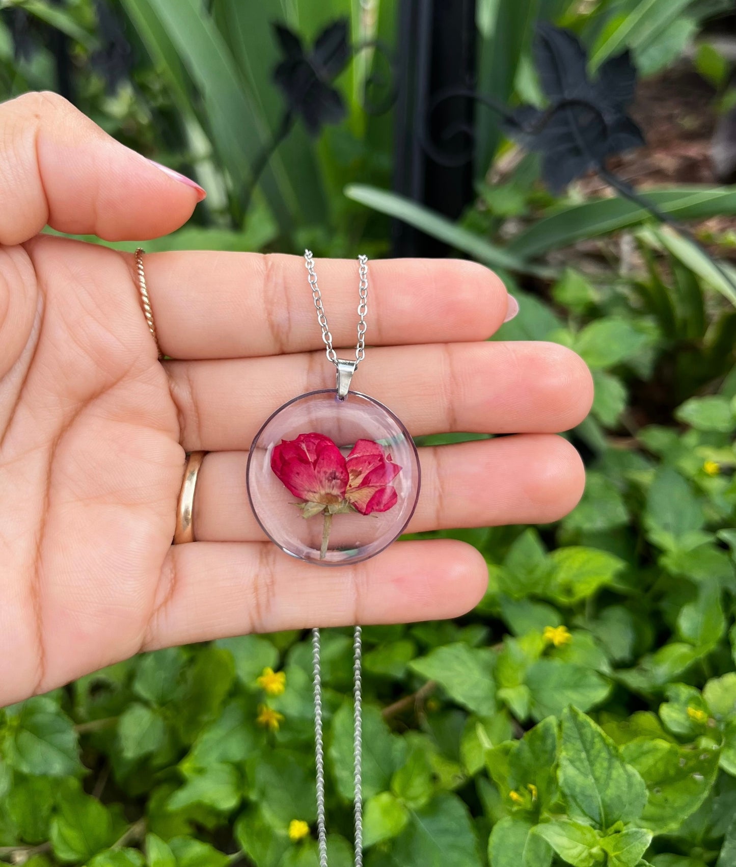 Romantic Red Rose Flower Circle Necklace