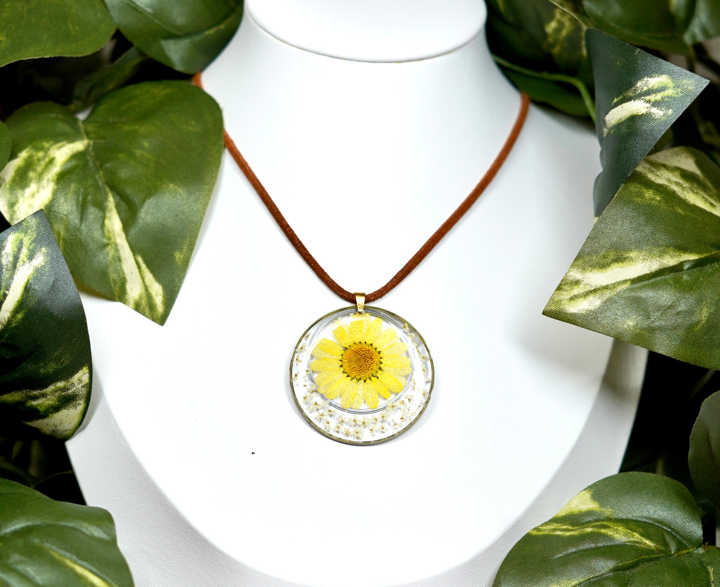 Yellow Daisy Flower White Floral Double Circle Necklace