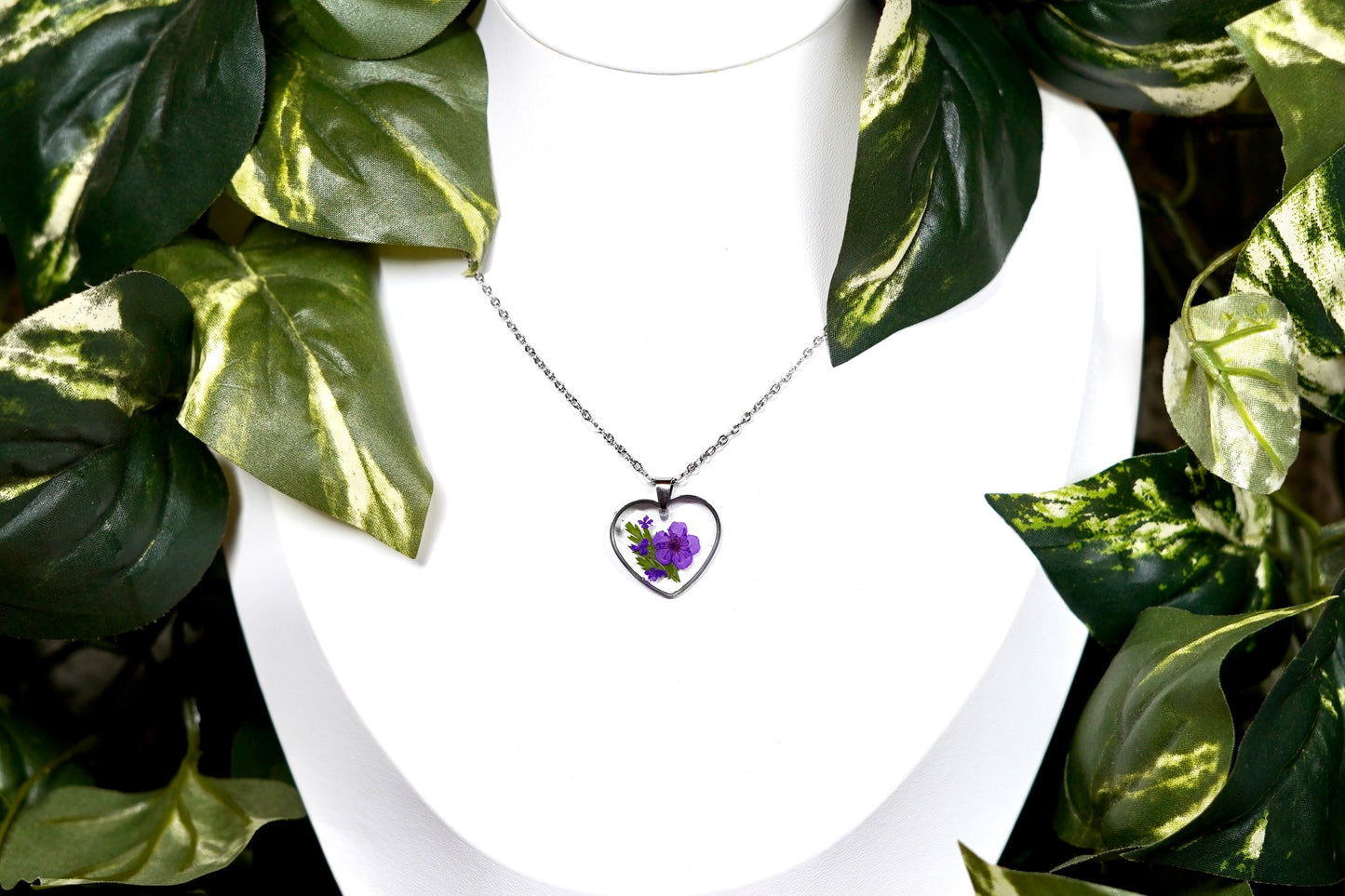 Sweetheart Purple Flower Gold Heart Necklace