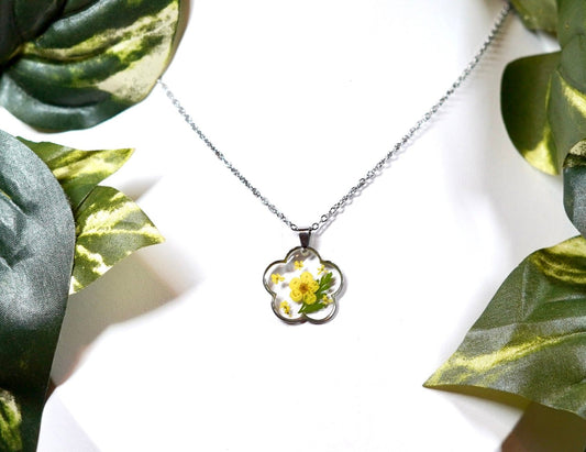 Yellow Botanical Bloom Flower Necklace