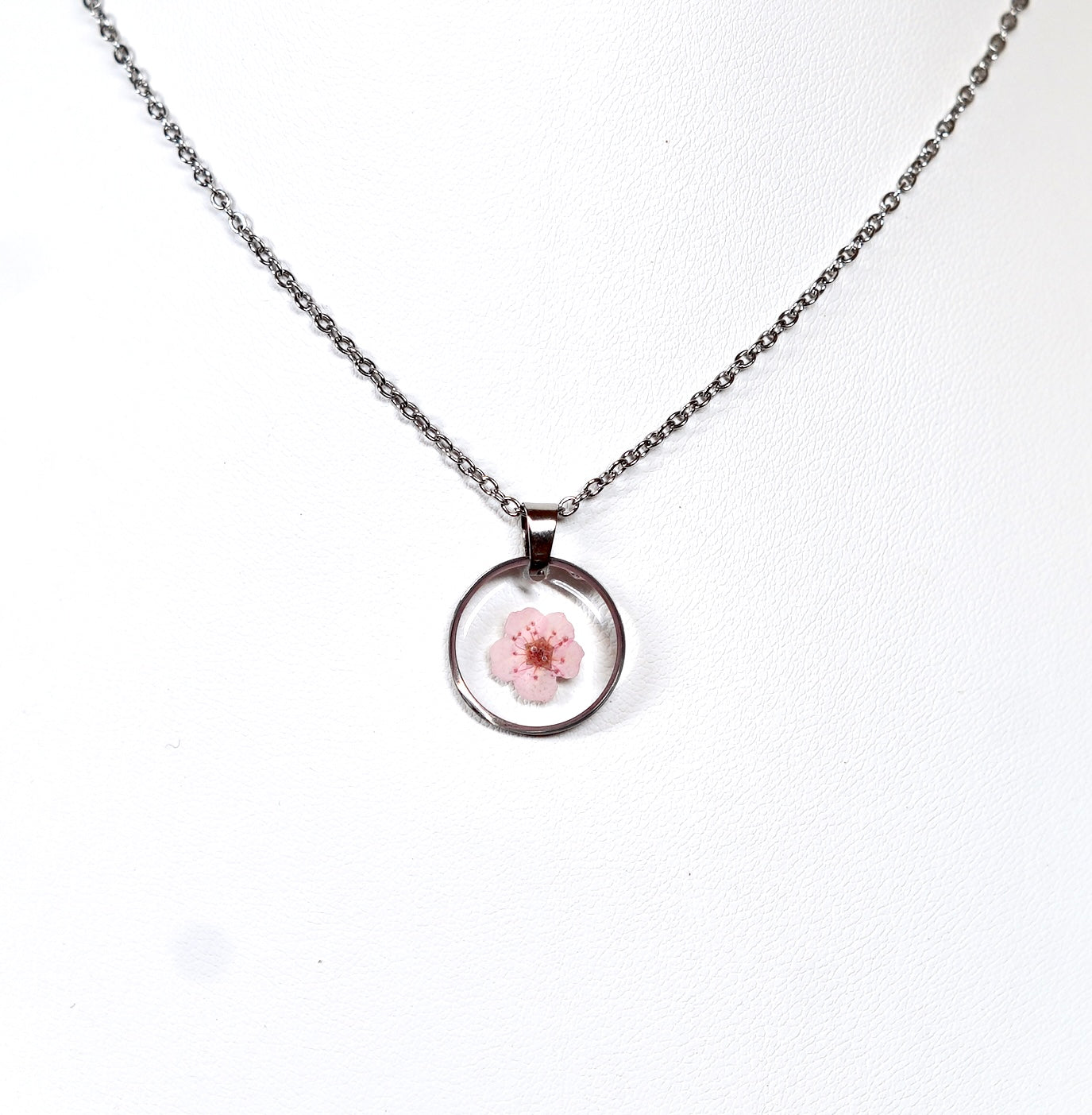 Pastel Pink Single Flower Circle Necklace