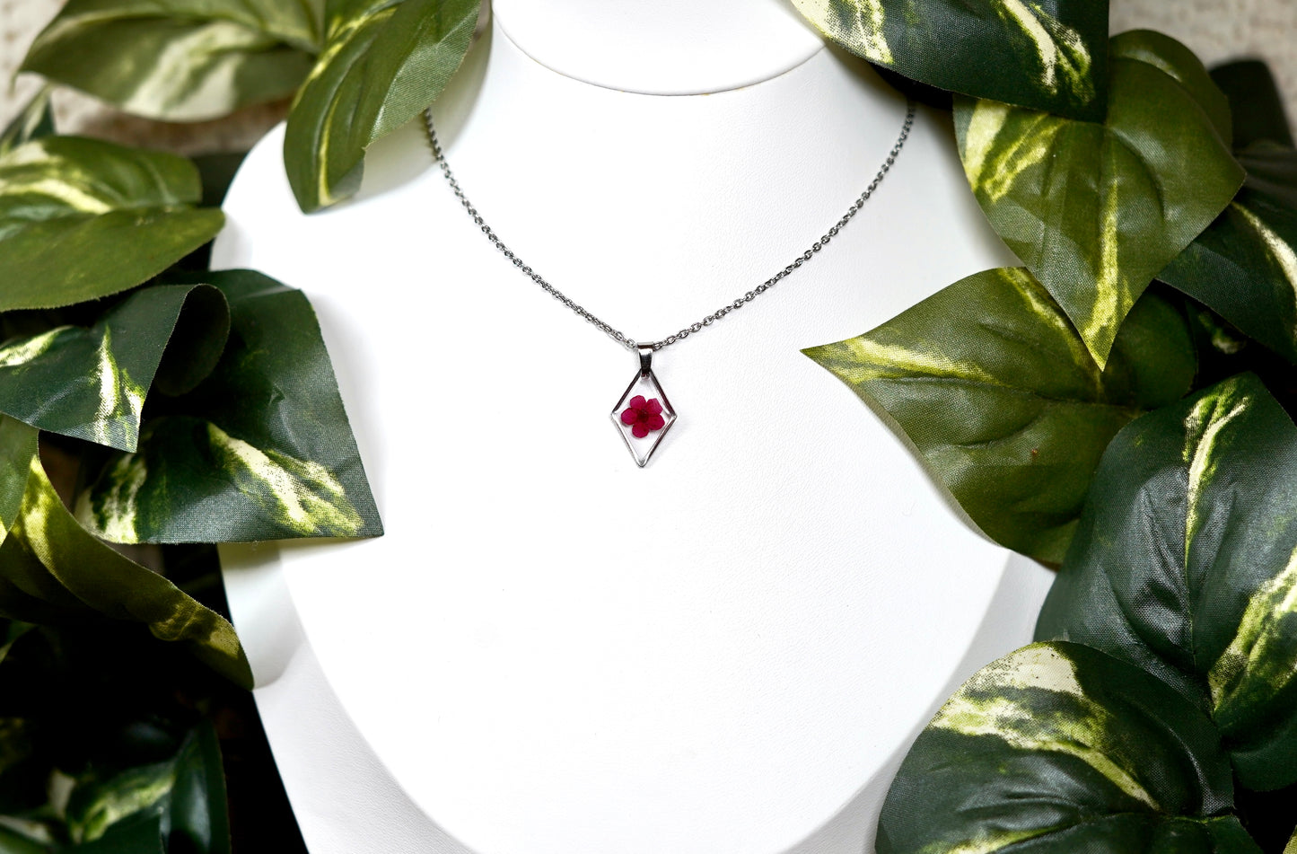 Red Single Flower Diamond Necklace