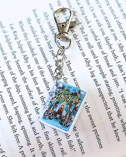 Children’s Favorites & Fairy Tales Book Keychains