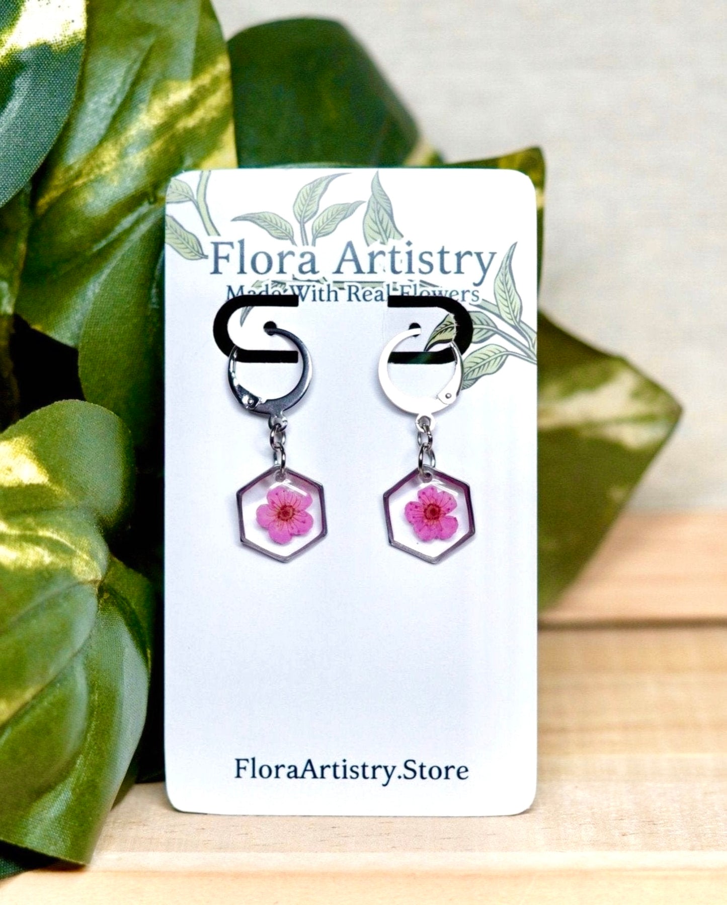 Small Flower Huggie Hoops Earring | 8 Colors