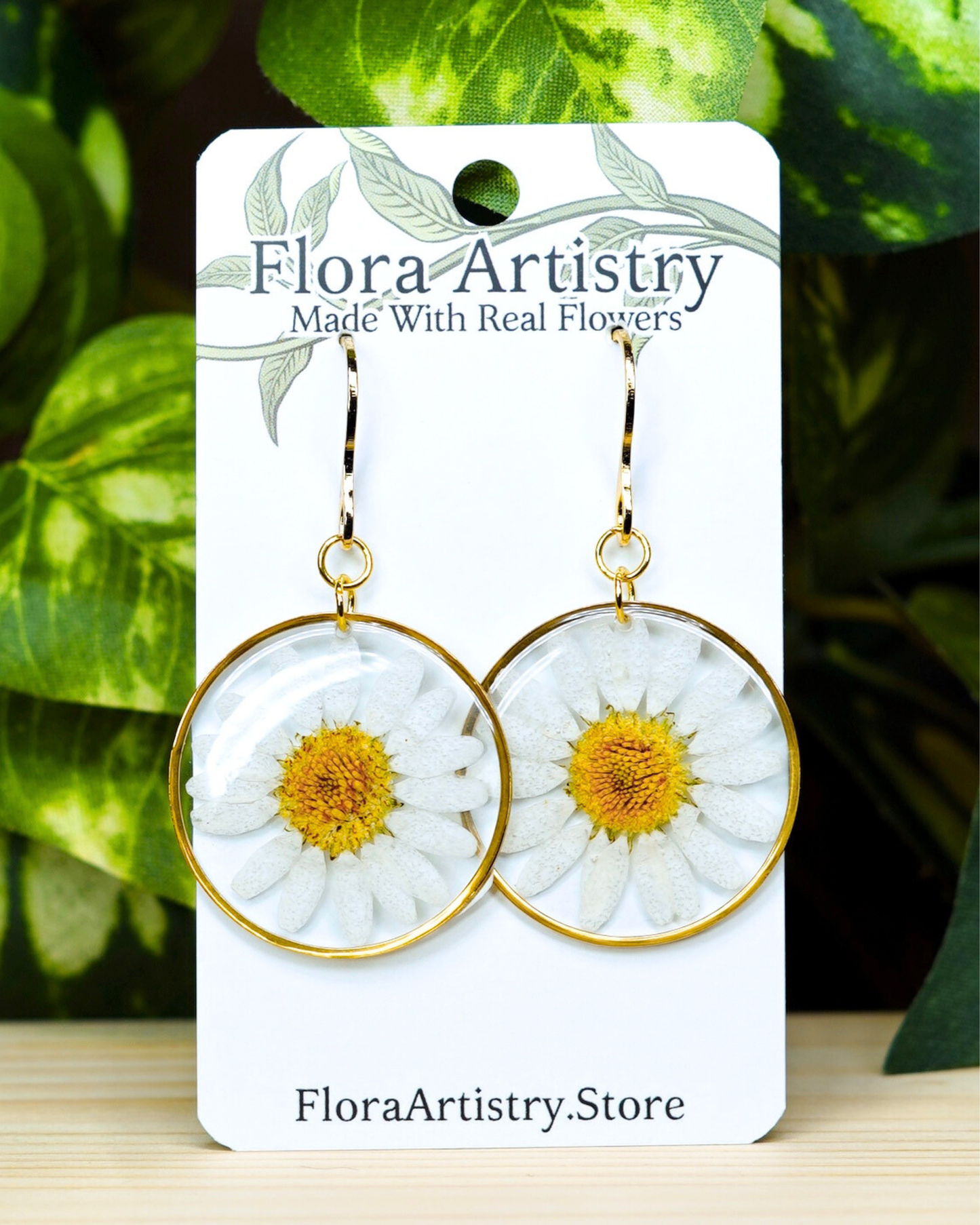 White Daisy Flower Dangle Earrings