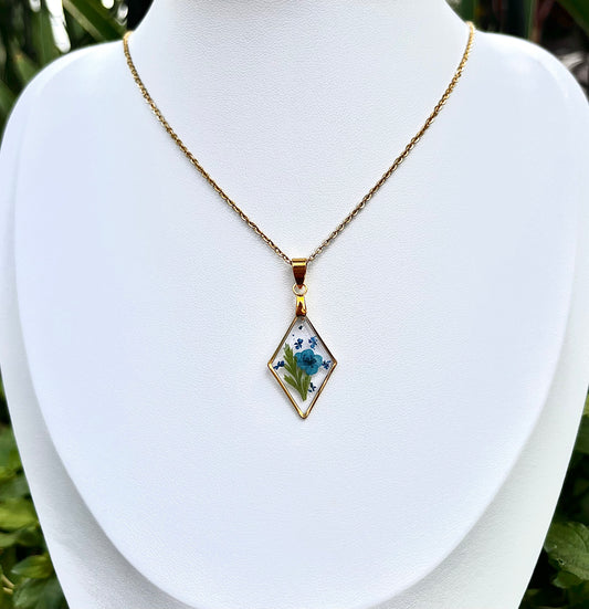 Botanical Blue Flower Gold Diamond Necklace