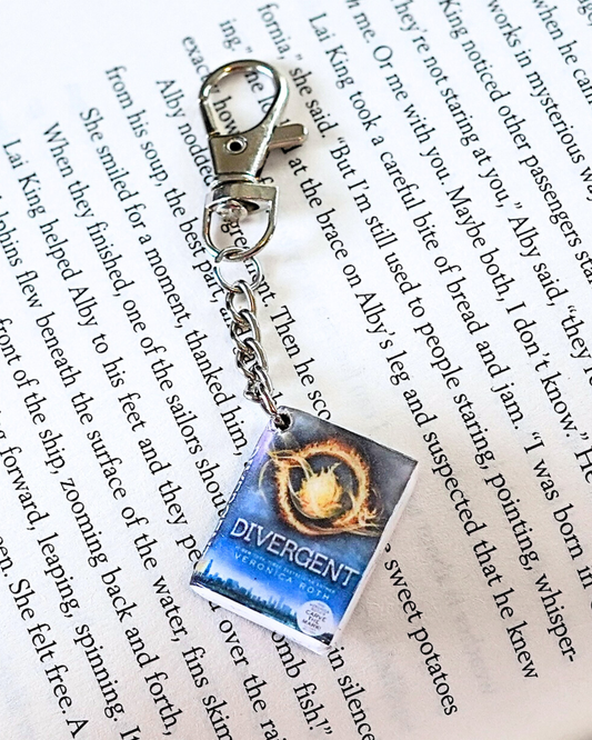 Divergent miniature book keychain