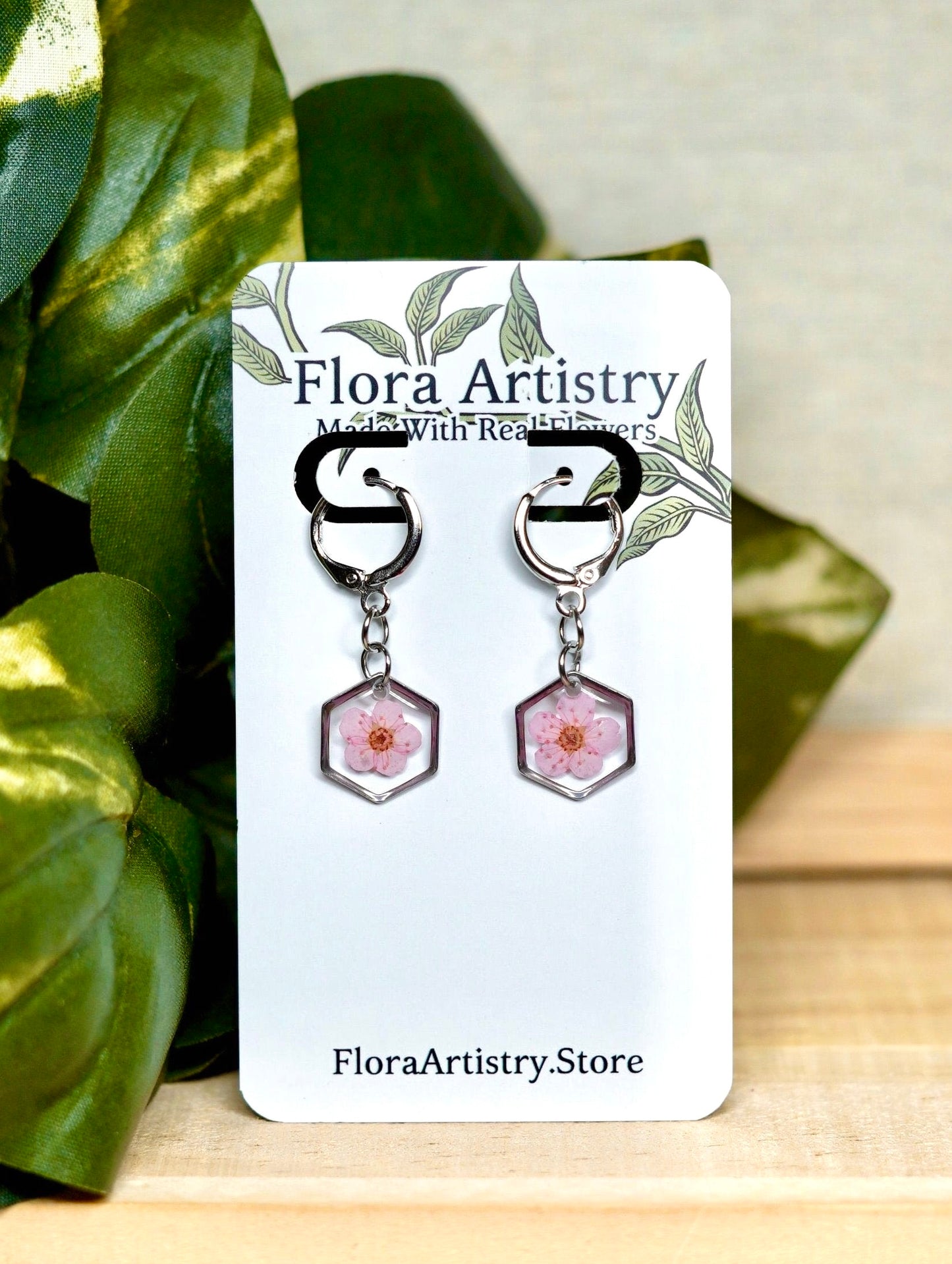 Small Flower Huggie Hoops Earring | 8 Colors