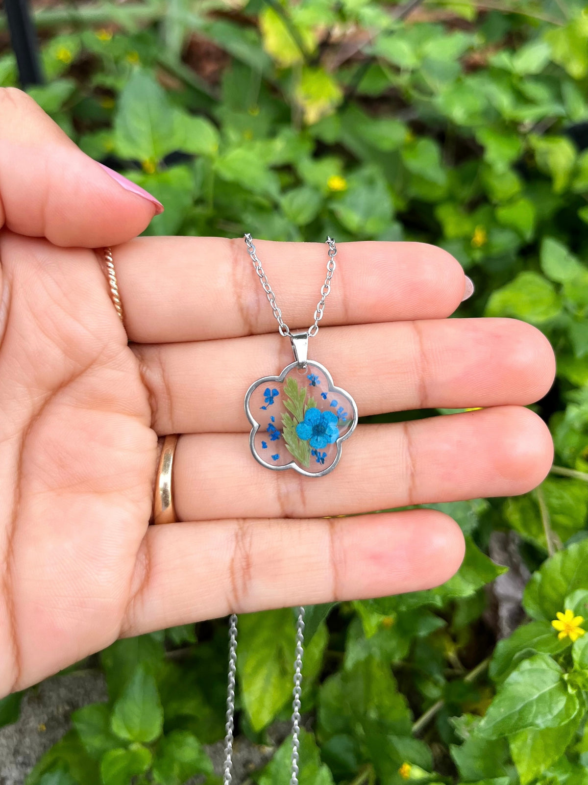 Blue Botanical Bloom Flower Necklace