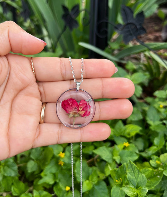 Romantic Red Rose Flower Circle Necklace